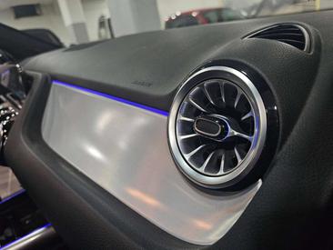 Mercedes GLA 200d — photo 24
