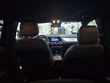 Mercedes GLA 200d — photo 29