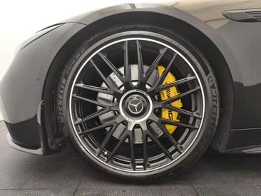 Mercedes SL Cabriolet 63 4MATIC+ — photo 9