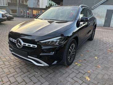 Mercedes GLA 180 — photo 3