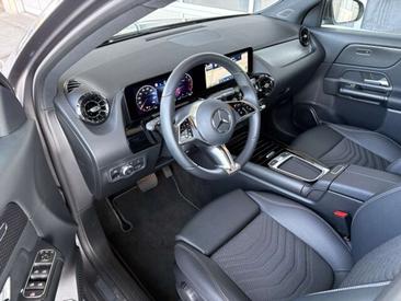 Mercedes GLA 200 — photo 10