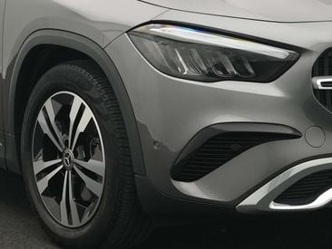 Mercedes GLA 180 — photo 9