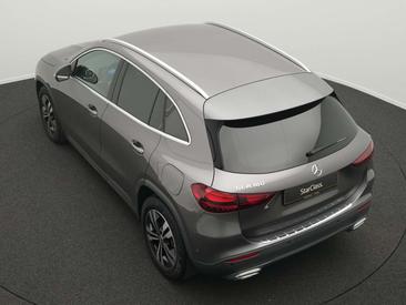 Mercedes GLA 180 — photo 13