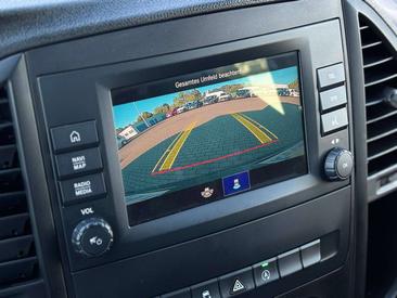 Mercedes Vito Van 114 D — photo 17
