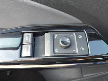 Volkswagen ID.5 Coupé SUV Pro — photo 13