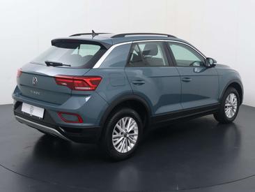 Volkswagen T-Roc 1.5 TSI — photo 5
