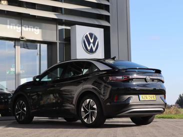 Volkswagen ID.5 Coupé SUV Pro — photo 11