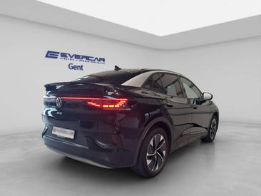 Volkswagen ID.5 Coupé SUV Pro — photo 4