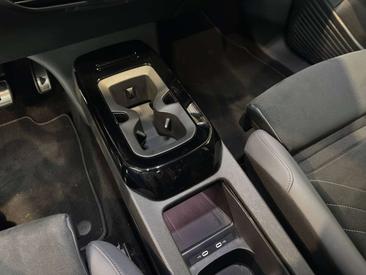 Volkswagen ID.5 Coupé SUV Pro — photo 14