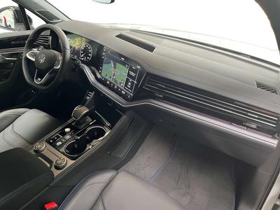 Volkswagen Touareg R EHybrid