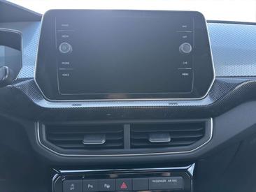 Volkswagen T-CROSS 1.5 TSI — photo 14