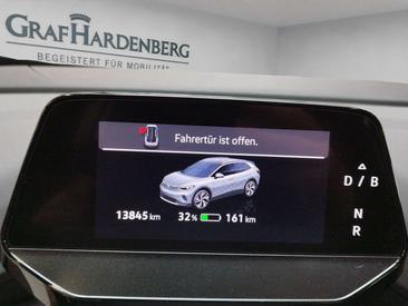 Volkswagen ID.4 Pro — photo 13