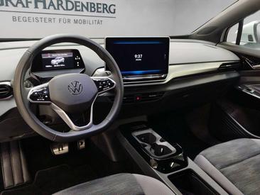 Volkswagen ID.4 Pro — photo 14