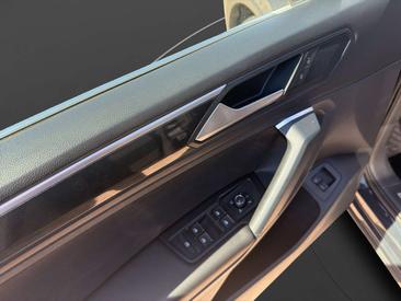 Volkswagen TIGUAN EHybrid — photo 10