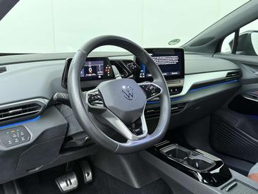 Volkswagen ID.4 Pro S — photo 5