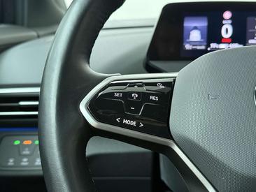 Volkswagen ID.4 Pro S — photo 6