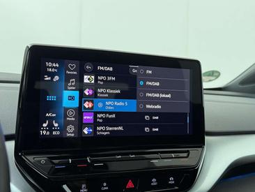Volkswagen ID.4 Pro S — photo 14