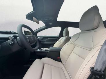 Volvo EX60 P6 — photo 7