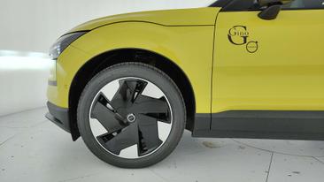 Volvo EX30 SINGLE MOTOR (EXTENDED RANGE) — photo 10