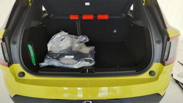 Volvo EX30 SINGLE MOTOR (EXTENDED RANGE) — photo 17