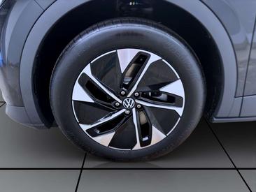 Volkswagen ID.4 Pro — photo 8