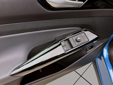 Volkswagen ID.4 Pure — photo 10