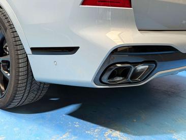BMW X7 M60i — photo 48