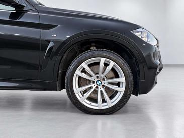 BMW X6 M — photo 8