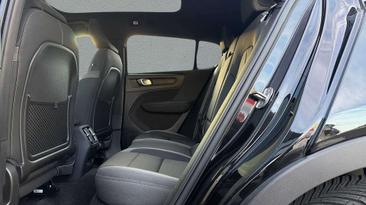 Volvo C40 Coupé SUV Recharge Single Motor Extended Range — photo 7
