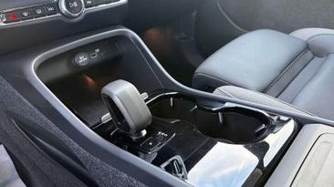 Volvo C40 Coupé SUV Recharge Single Motor Extended Range — photo 19