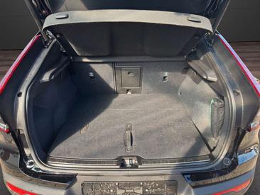 Volvo C40 Coupé SUV — photo 14