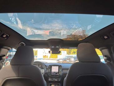 Volvo C40 Coupé SUV — photo 16
