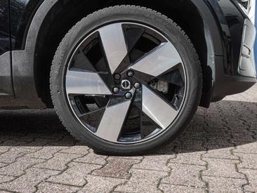 Volvo C40 Coupé SUV — photo 6