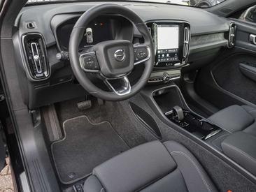 Volvo C40 Coupé SUV — photo 9