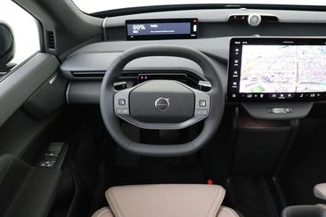 Volvo EX60 P10 AWD — photo 2