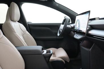 Volvo EX60 P10 AWD — photo 9