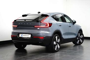 Volvo C40 Coupé SUV — photo 4
