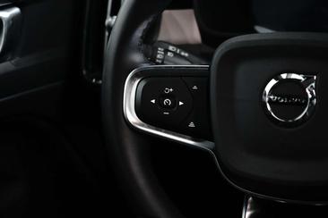 Volvo C40 Coupé SUV — photo 13