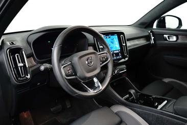 Volvo C40 Coupé SUV — photo 20