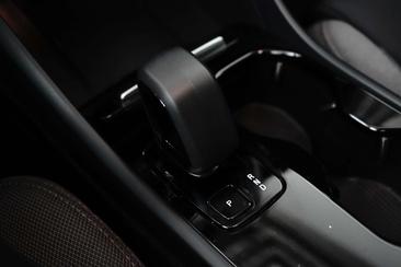 Volvo C40 Coupé SUV — photo 28