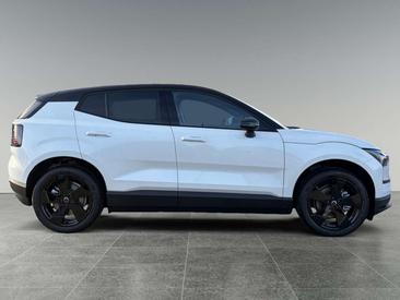 Volvo EX30 — photo 5