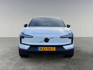 Volvo EX30 — photo 7