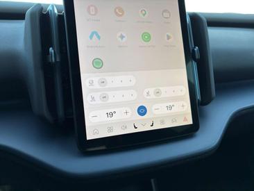 Volvo EX30 — photo 15