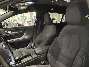 Volvo C40 Coupé SUV Recharge Single Motor Extended Range — photo 5