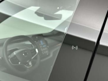 Volvo EX30 P3 Long Range — photo 29