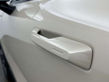 Volvo EX30 P3 Long Range — photo 30