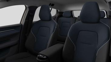 Volvo EX30 P3 Long Range — photo 18
