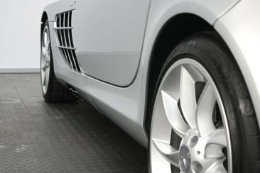 Mercedes-Benz SLR McLaren — photo 25