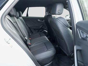 Audi Q2 35 TFSI — photo 11