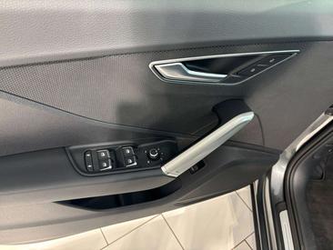 Audi Q2 35 TFSI — photo 9